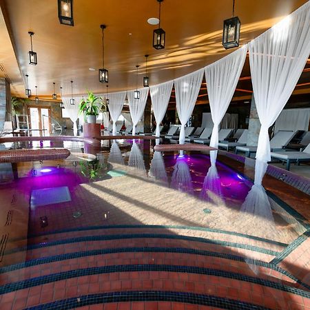 Allure Healthy Hotel & Spa Егер Екстериор снимка