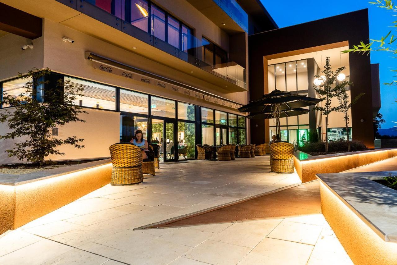 Allure Healthy Hotel & Spa Егер Екстериор снимка